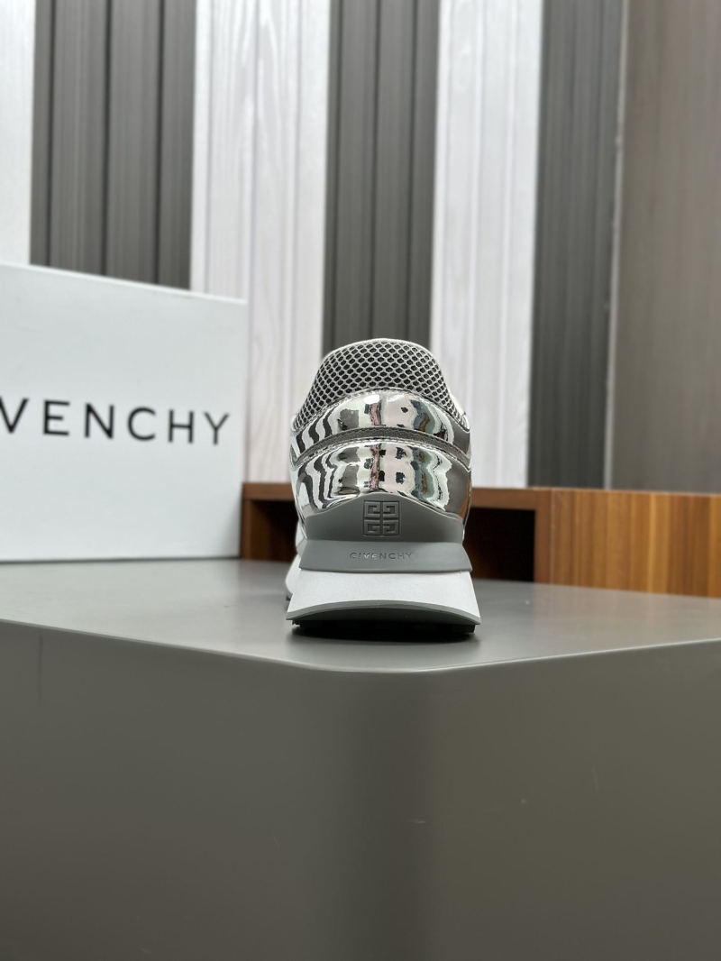 Givenchy Sneakers